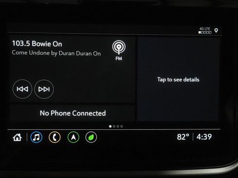 Used 2023 Chevrolet Bolt EUV Premier w/ Sun & Sound Package image 29