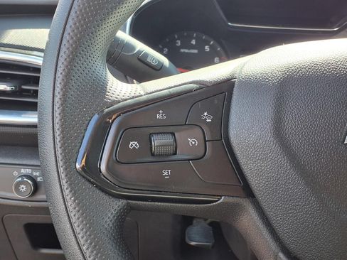 Used 2023 Chevrolet TrailBlazer LT w/ Convenience Package FWD image 15