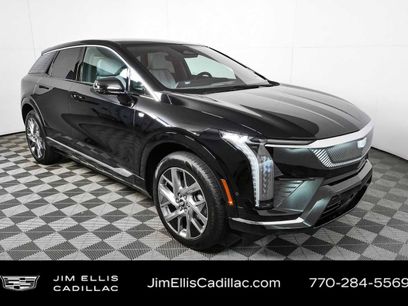 Used 2025 Cadillac Optiq Luxury 1