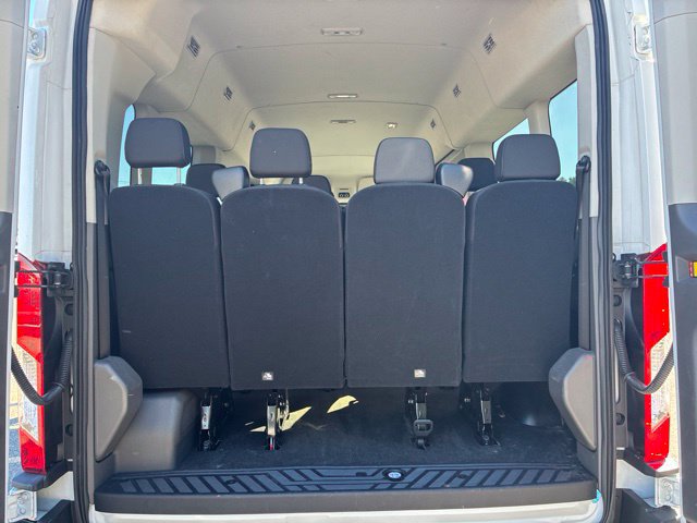Used 2022 Ford Transit 350 XLT RWD image 7