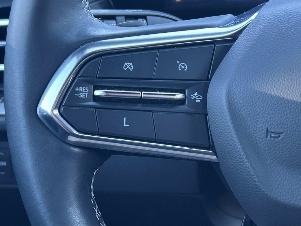 Used 2024 Chevrolet Traverse LT w/ Trailering Package FWD image 28