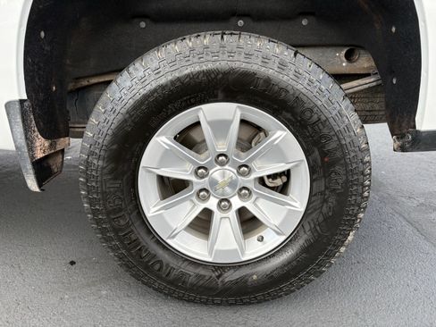 Used 2019 Chevrolet Silverado 1500 LT w/ All-Star Edition RWD image 13
