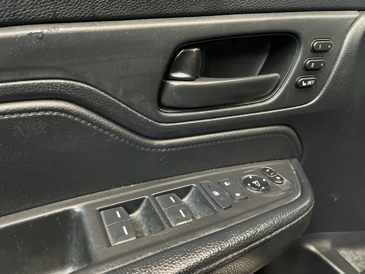 Used 2022 Honda Odyssey EX-L image 4