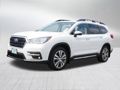 Used 2022 Subaru Ascent Touring AWD/4WD image 3