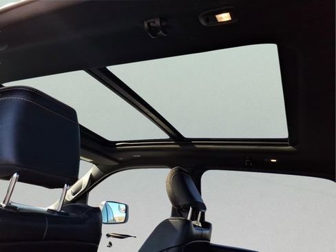 Used 2021 RAM 1500 Limited image 16