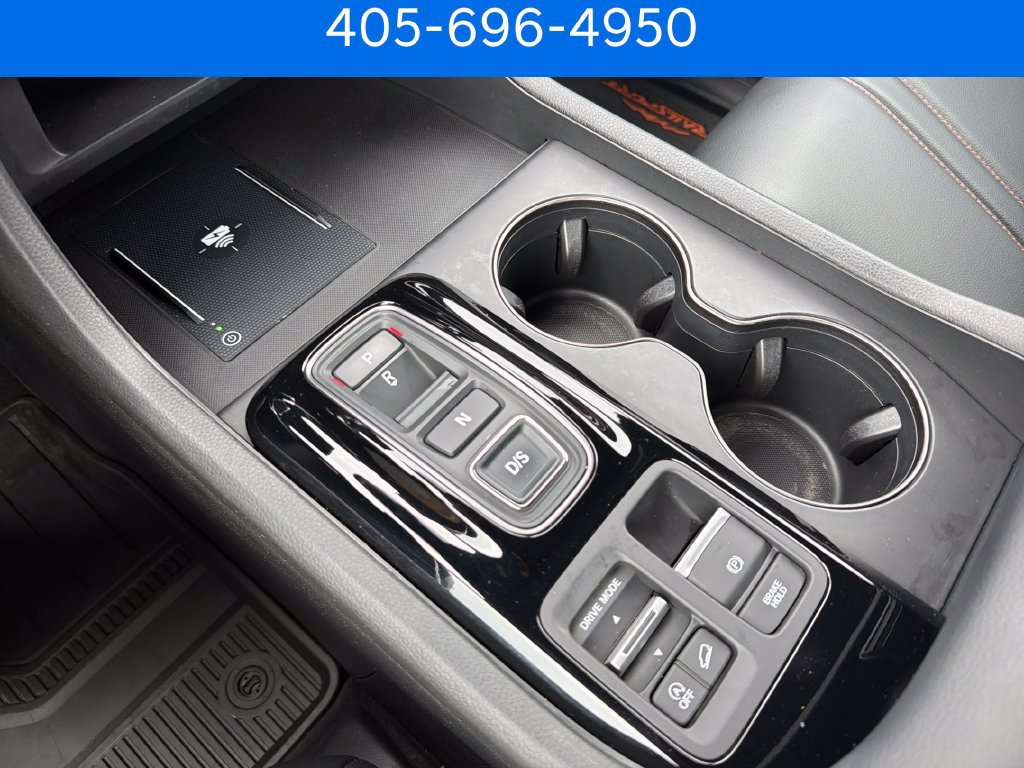 Used 2025 Honda Pilot TrailSport image 31
