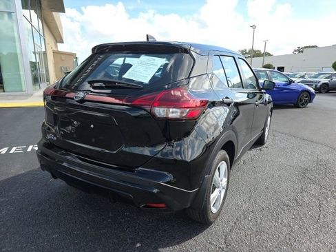 Used 2024 Nissan Kicks S image 4