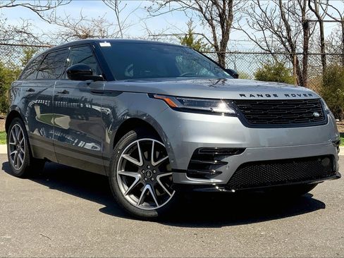 New 2026 Land Rover Range Rover Velar Dynamic SE image 2