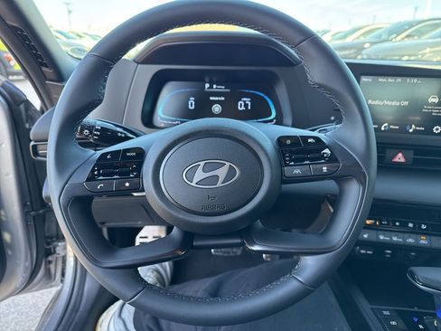 New 2026 Hyundai Elantra SEL Sport image 24