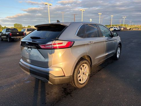 Used 2024 Ford Edge SEL AWD/4WD image 5