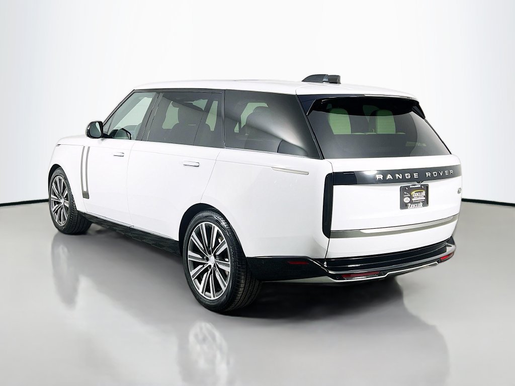 Used 2023 Land Rover Range Rover Long Wheelbase SE AWD/4WD image 7