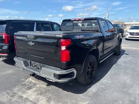 Used 2023 Chevrolet Silverado 1500 LTZ w/ Technology Package AWD/4WD image 6