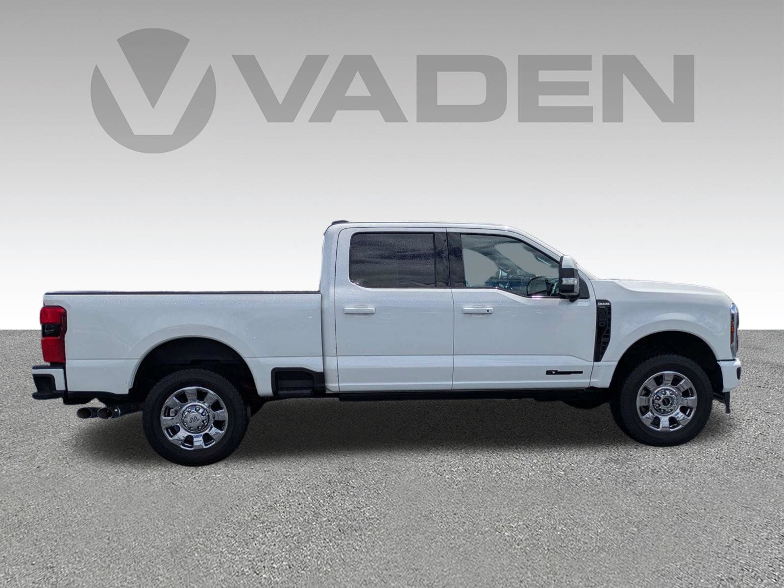 Used 2025 Ford F250 King Ranch w/ Chrome Package AWD/4WD image 24