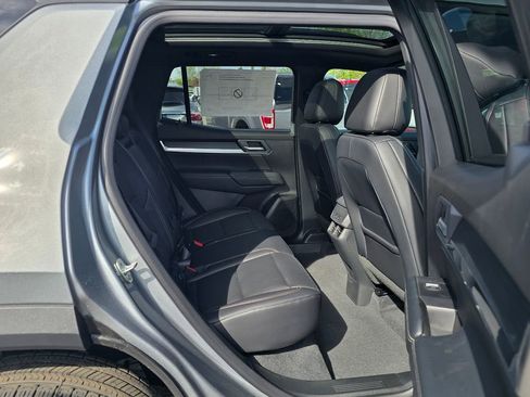 New 2026 GMC Terrain Elevation w/ Elevation Premium Package AWD/4WD image 32