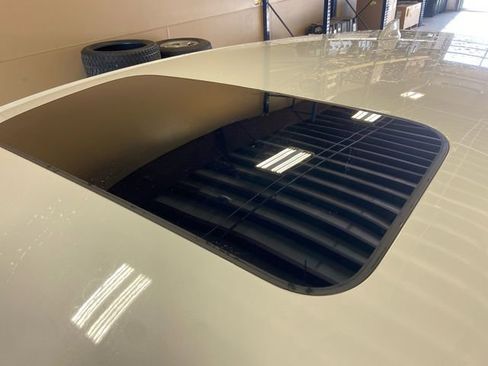 Used 2023 Honda HR-V EX-L image 17