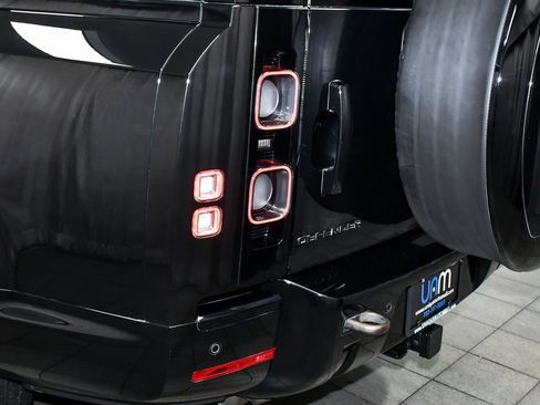 Used 2024 Land Rover Defender 130 X image 73
