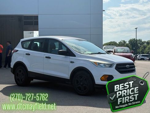 Used 2017 Ford Escape S FWD image 1