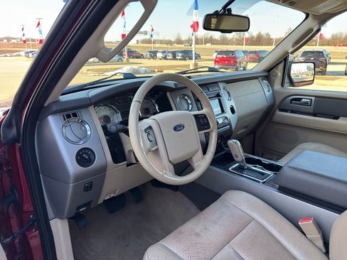 Used 2014 Ford Expedition EL XLT w/ Equipment Group 202A image 9
