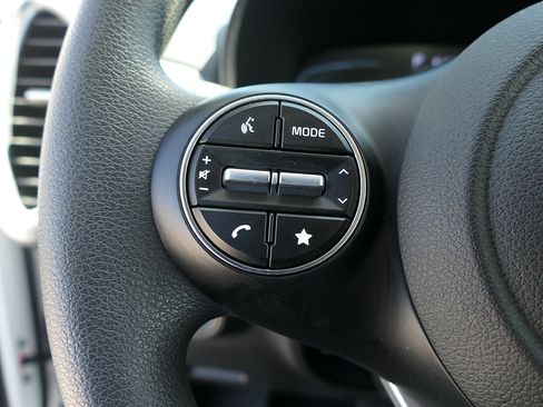 Used 2024 Kia Soul LX w/ Option Group 015 FWD image 14