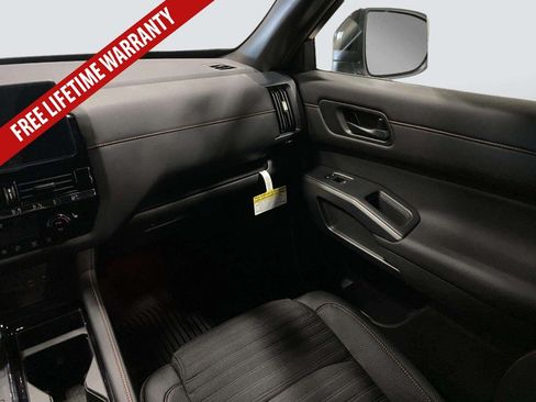 New 2026 Nissan Pathfinder Rock Creek AWD/4WD image 22