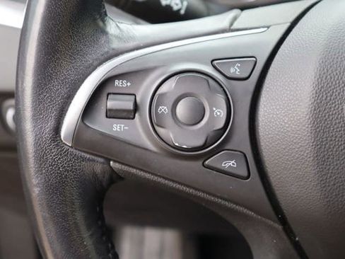 Used 2021 Buick Enclave Essence FWD image 13