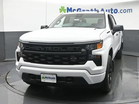 New 2026 Chevrolet Silverado 1500 Custom w/ LPO, Dark Essentials Package AWD/4WD image 19