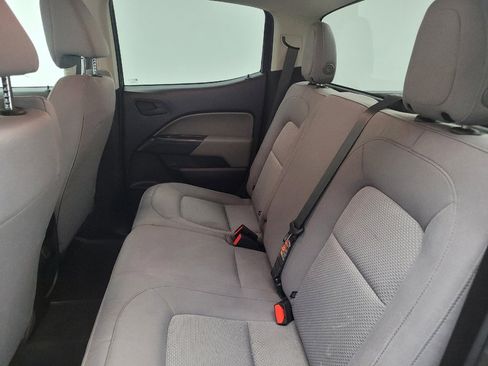 Used 2019 Chevrolet Colorado W/T w/ WT Convenience Package RWD image 18