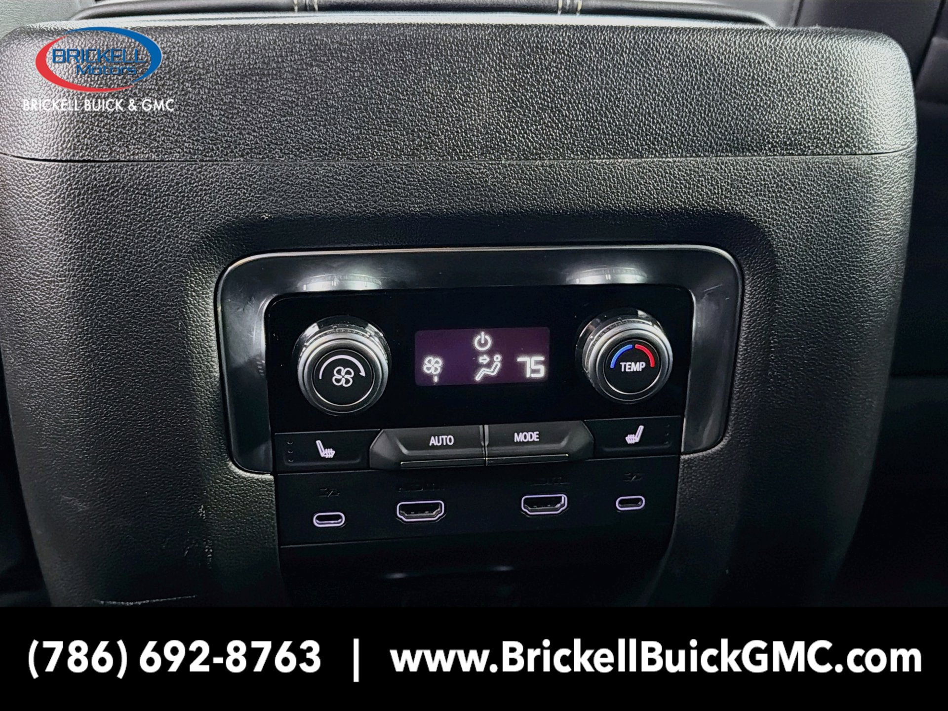 Used 2026 GMC Yukon Elevation w/ Elevation Premium Package RWD image 23