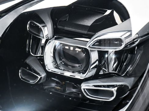 Used 2021 Porsche Cayenne image 67