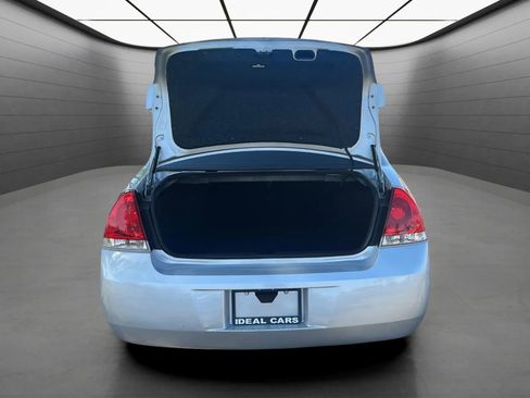 Used 2011 Chevrolet Impala LT w/ Luxury Edition Package FWD image 24