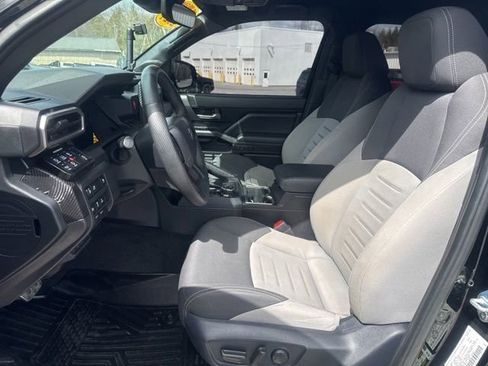 Used 2024 Toyota Tacoma TRD Sport w/ TRD Sport Upgrade Package AWD/4WD image 12