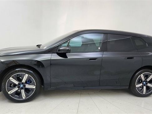 Used 2024 BMW iX xDrive50 w/ Sport Package image 3