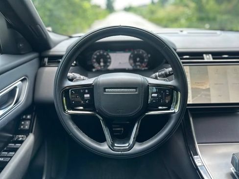 Certified 2026 Land Rover Range Rover Velar Dynamic SE AWD/4WD image 23
