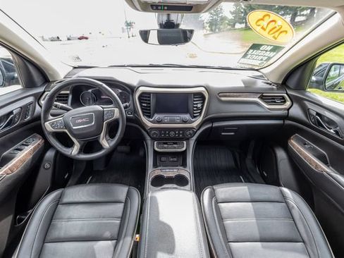 Used 2023 GMC Acadia Denali w/ Black Diamond Edition AWD/4WD image 17