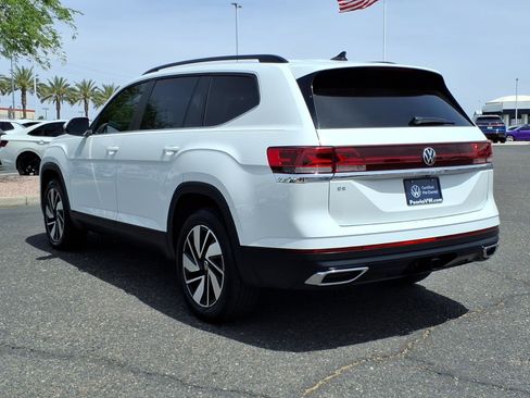 Certified 2024 Volkswagen Atlas SE w/ Panoramic Sunroof Package image 5