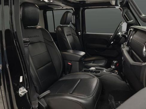Used 2022 Jeep Wrangler Unlimited Sahara image 29