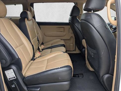 Used 2021 Kia Sedona EX image 20
