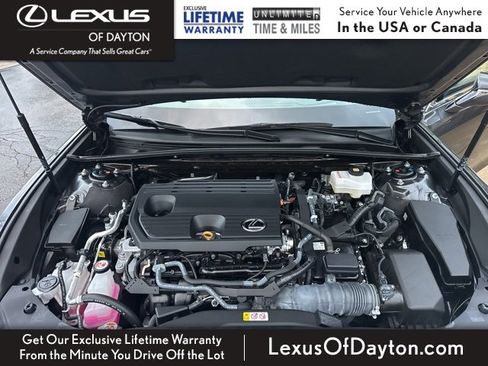 Certified 2025 Lexus ES 300h w/ Luxury Package image 39