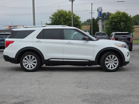 Used 2024 Ford Explorer Limited w/ Limited Technology Package AWD/4WD image 8
