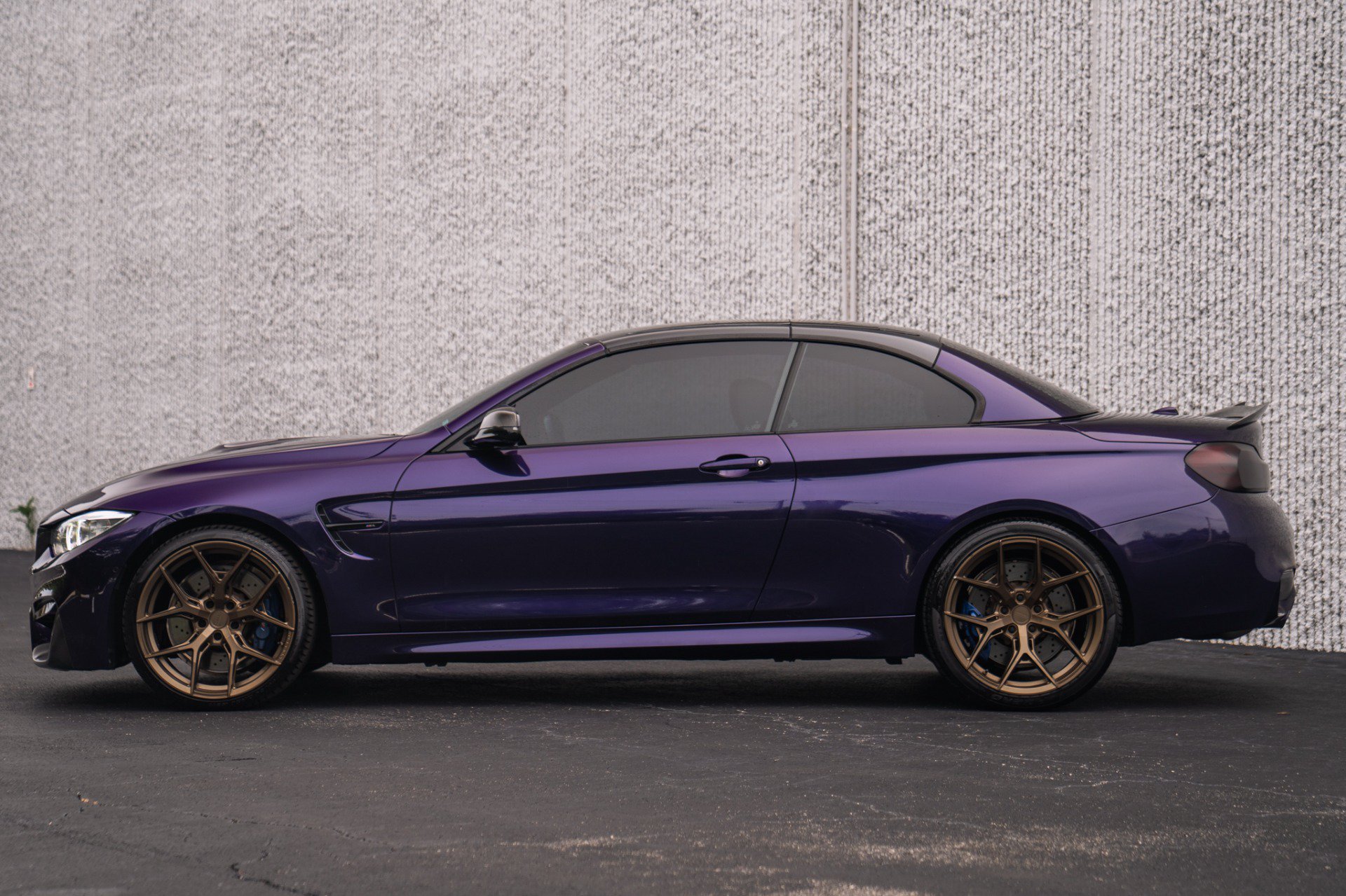 Used 2016 BMW M4 Convertible RWD image 12