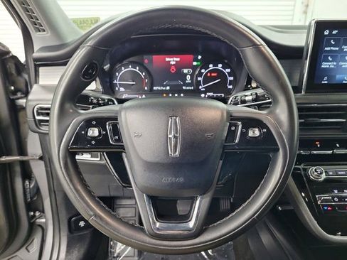 Used 2022 Lincoln Corsair FWD image 24
