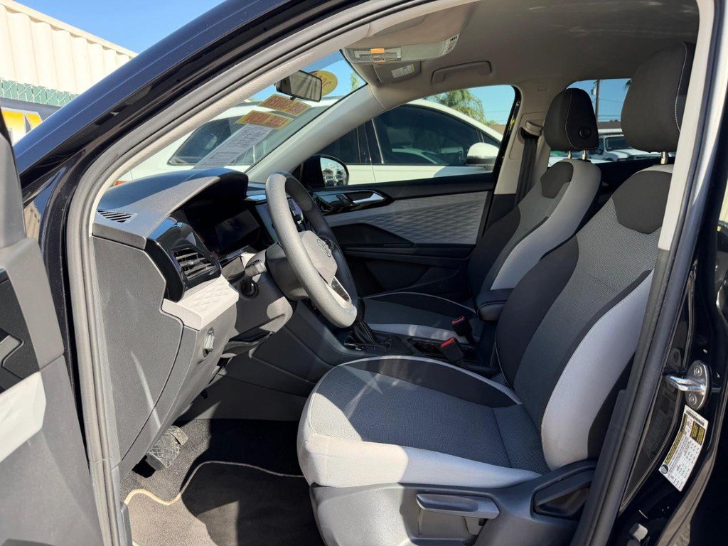 Used 2022 Volkswagen Taos S FWD image 17