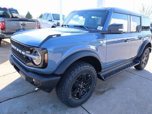 New 2025 Ford Bronco Outer Banks AWD/4WD image 11