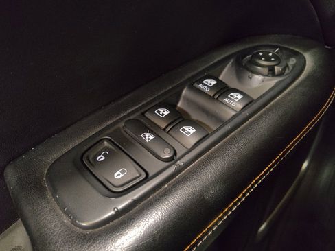 Used 2018 Jeep Compass Latitude image 27