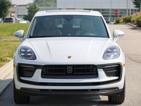 Certified 2026 Porsche Macan AWD/4WD image 21