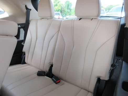 Used 2022 Acura MDX SH-AWD w/ Technology Package image 23
