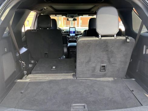 Used 2023 Ford Explorer ST w/ Equipment Group 401A AWD/4WD image 34