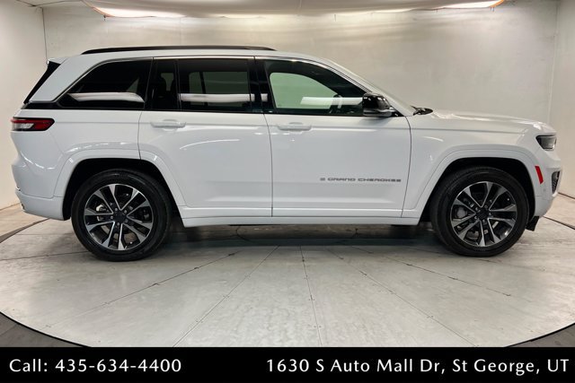 Used 2024 Jeep Grand Cherokee Overland w/ Luxury Tech Group IV AWD/4WD image 6
