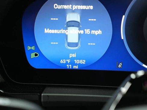 New 2026 Porsche Macan 4 Electric AWD/4WD image 15