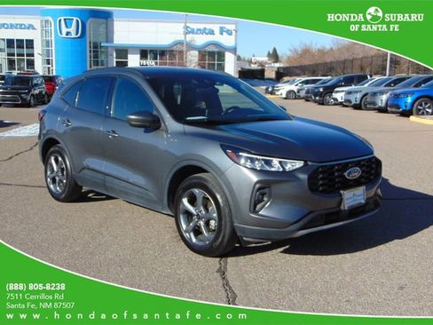 Used 2025 Ford Escape ST-Line Select image 1